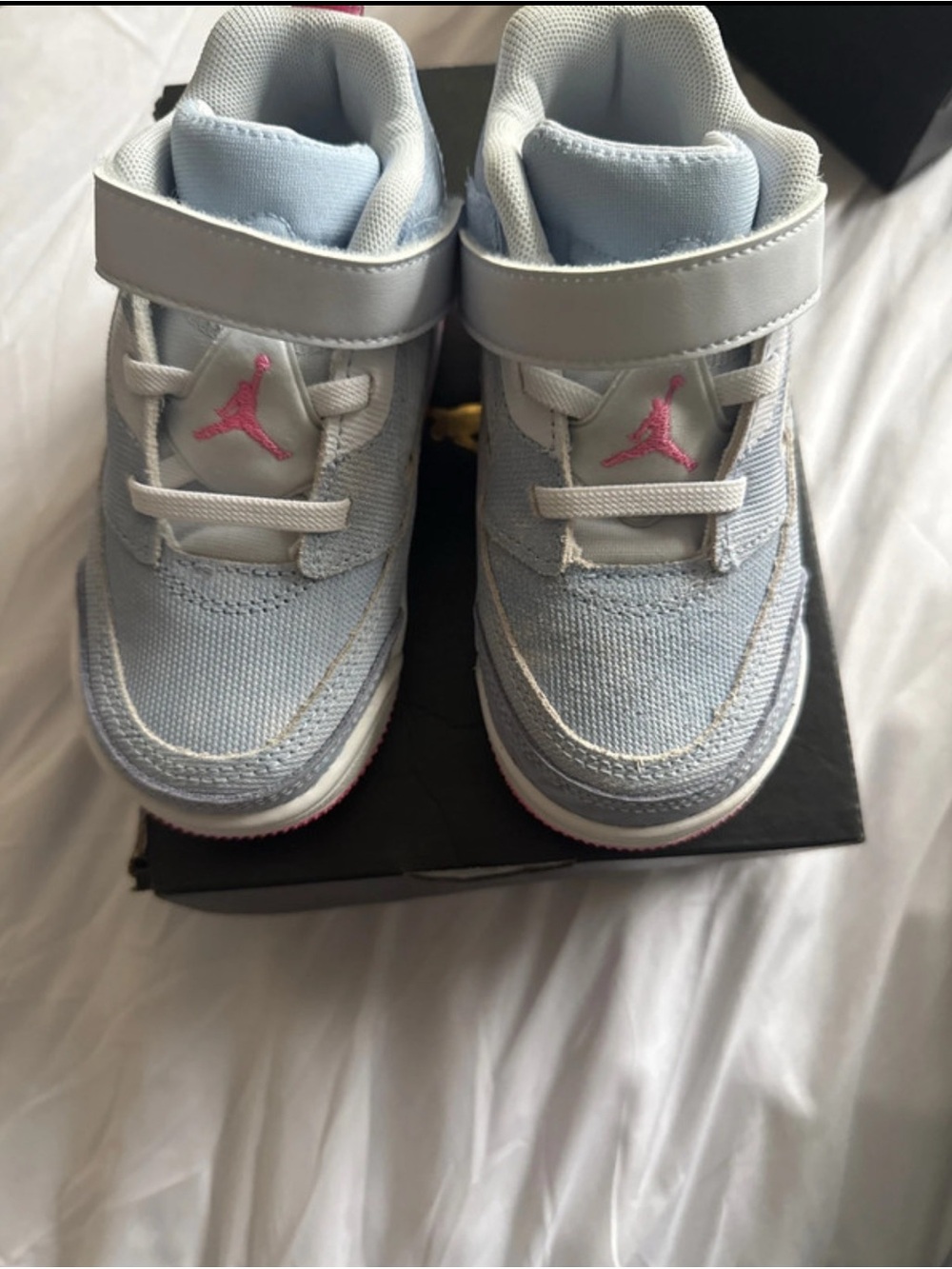 Jordan Kids Light Blue and Pink Velcro Sneakers